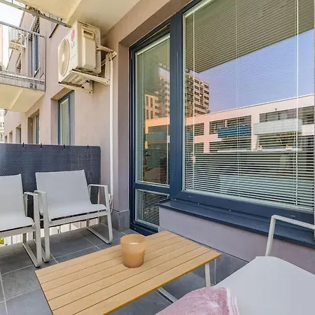 Premium With Balcony And Parking 布拉迪斯拉发