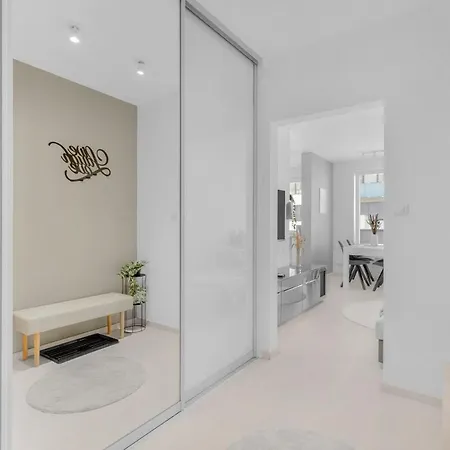 Premium With Balcony And Parking Apartament *