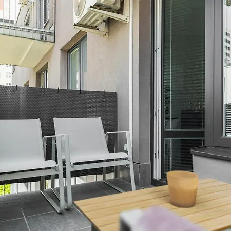 Premium With Balcony And Parking Apartament Bratislava