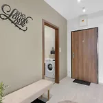 Premium With Balcony And Parking Bratislava